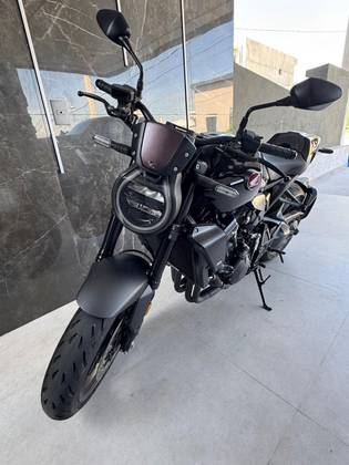 HONDA CB 1000R BLACK EDITION ABS HONDA CB 1000R BLACK EDITION ABS